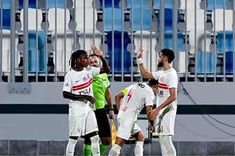 احتفال شيكو بانزا وتعليمات فيريرا.. لقطات من مباراة الزمالك وفاركو (صور)